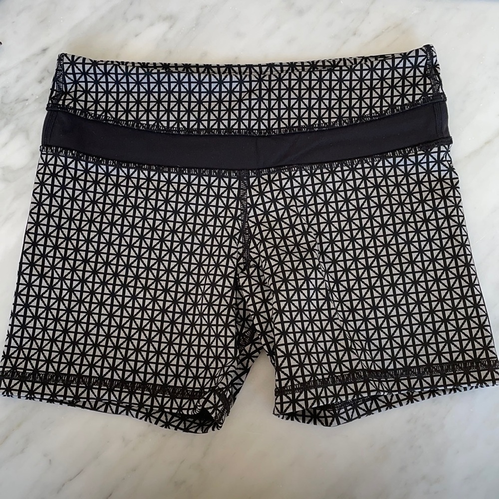 Lululemon align short 6”